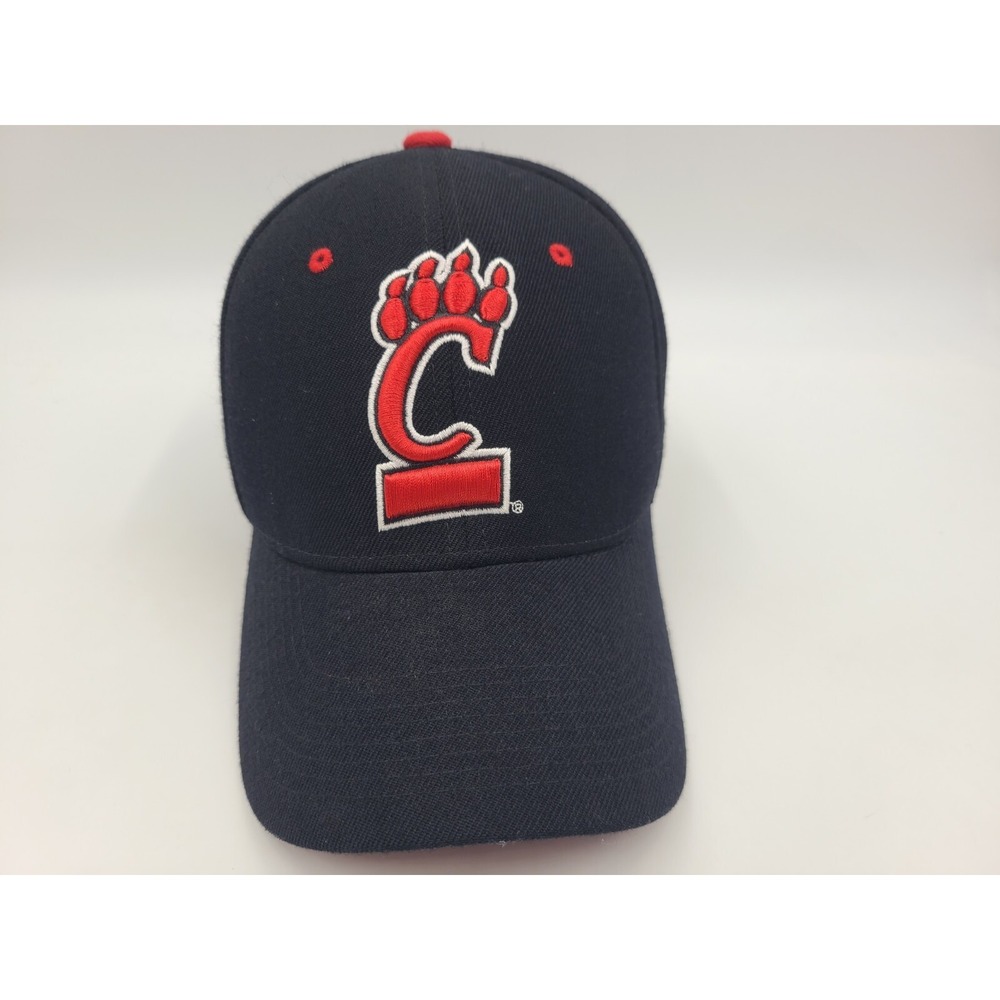 University of Cincinnati Bearcats Zephyr Fitted 7 Hat Cap Dad Men NCAA Black Red
